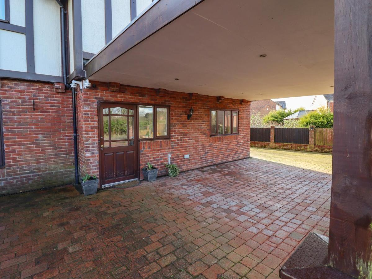 Maesbury Manor Villa Oswestry Luaran gambar